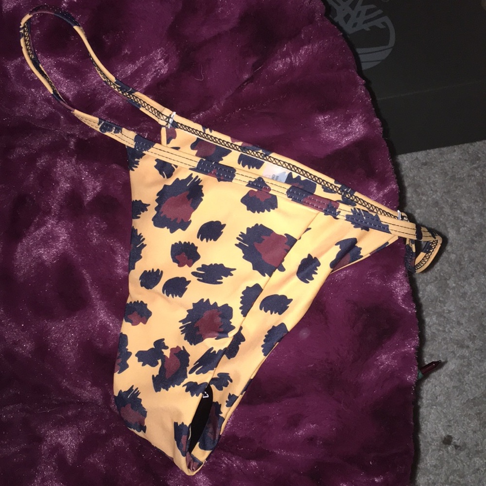 NEW Zaful Cheeta Print Bikini Bottoms